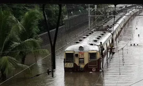 Jammu Flood: ਜੰਮੂ ਵਿੱਚ ਹੜ੍ਹ ਨਾਲ ਹਾਲ ਬੇਹਾਲ, ਰੇਲ ਮਾਰਗ ਹੋਇਆ ਪੂਰੀ ਤਰ੍ਹਾ ਠੱਪ