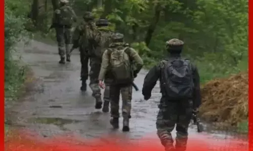 2 ਅੱਤਵਾਦੀ ਗ੍ਰਿਫ਼ਤਾਰ, 2 ਰਾਈਫਲਾਂ ਅਤੇ ਗੋਲਾ ਬਾਰੂਦ ਬਰਾਮਦ