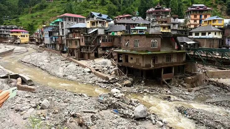 ਹਿਮਾਚਲ ਵਿੱਚ ਭਾਰੀ ਮੀਂਹ: ਸ਼ਿਮਲਾ ਚ ਜ਼ਮੀਨ ਖਿਸਕਣ ਨਾਲ ਪਿਓ ਧੀ ਦੀ ਮੌਤ