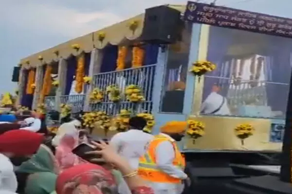 ਕੈਨੇਡਾ ਦੇ ਵਿੰਨੀਪੈਗ ਅਤੇ ਐਬਸਫੋਰਡ ਵਿਖੇ ਸਜਾਏ ਅਲੌਕਿਕ ਨਗਰ ਕੀਰਤਨ