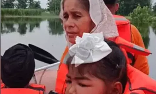 Punjab Flood: ਅੰਮ੍ਰਿਤਸਰ ਵਿੱਚ ਹੜ੍ਹ ਤੋਂ ਬਚਾਇਆ ਗਿਆ 8 ਸਾਲਾ ਮਾਸੂਮ ਬੱਚੇ ਦੀ ਪੰਜਾਬ ਸਰਕਾਰ ਨੇ ਫੜੀ ਬਾਂਹ, ਕਿਡਨੀ ਦੀ ਗੰਭੀਰ ਬਿਮਾਰੀ ਨਾਲ ਜੂਝ ਰਿਹਾ ਹੈ ਅਵਿਜੋਤ