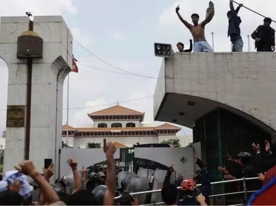 ਨੇਪਾਲ ਵਿੱਚ ਜ਼ੋਰਦਾਰ ਪ੍ਰਦਰਸ਼ਨ, ਸੰਸਦ ਅੱਗੇ ਭੀੜ; ਗੋਲੀਬਾਰੀ ਵਿੱਚ ਇੱਕ ਦੀ ਮੌਤ