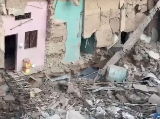 ਦਿੱਲੀ: ਸਬਜ਼ੀ ਮੰਡੀ ਚ 4 ਮੰਜ਼ਿਲਾ ਇਮਾਰਤ ਢਹਿ-ਢੇਰੀ, 14 ਲੋਕਾਂ ਨੂੰ ਬਚਾਇਆ ਗਿਆ