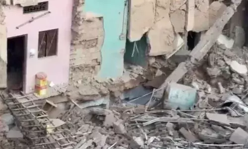 ਦਿੱਲੀ: ਸਬਜ਼ੀ ਮੰਡੀ ਚ 4 ਮੰਜ਼ਿਲਾ ਇਮਾਰਤ ਢਹਿ-ਢੇਰੀ, 14 ਲੋਕਾਂ ਨੂੰ ਬਚਾਇਆ ਗਿਆ