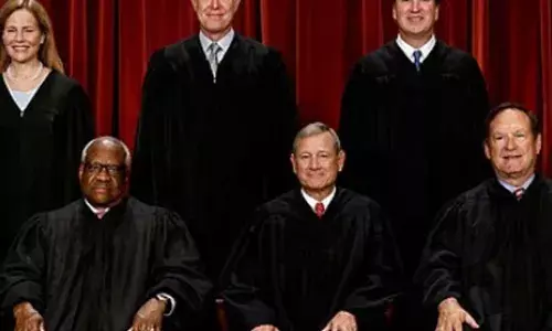 ਅਮਰੀਕਾ ਦੀ ਸੁਪਰੀਮ ਕੋਰਟ ਨੇ ਇੰਮੀਗ੍ਰੇਸ਼ਨ ਛਾਪਿਆਂ ਤੋਂ ਪਾਬੰਦੀ ਹਟਾਈ