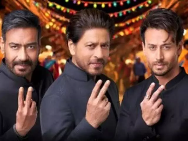 Shah Rukh Khan: ਪਾਨ ਮਸਾਲੇ ਦੀ ਐਡ ਕਰਨ ਤੇ ਸ਼ਾਹਰੁਖ਼ ਖ਼ਾਨ, ਅਜੈ ਦੇਵਗਨ ਅਤੇ ਟਾਈਗਰ ਸ਼ਰਾਫ ਖ਼ਿਲਾਫ਼ ਨਿਕਲਿਆ ਨੋਟਿਸ