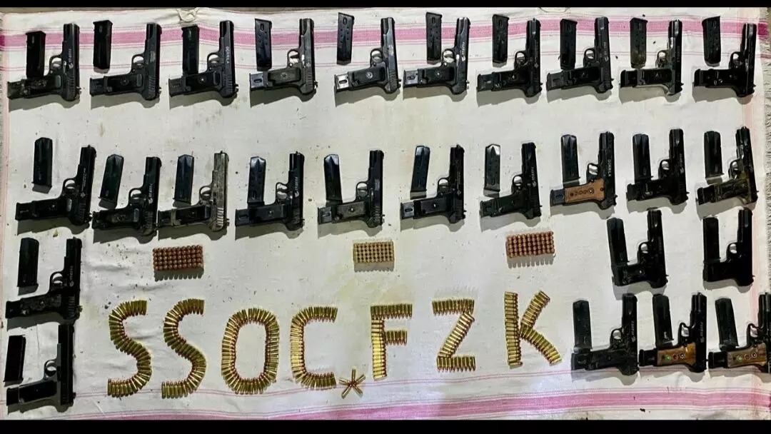 Punjab News: ਪਾਕਿਸਤਾਨ ਤੋਂ ਆਈ ਹਥਿਆਰਾਂ ਦੀ ਖ਼ੇਪ, ਪੰਜਾਬ ਚ ਸਪਲਾਈ ਕਰਨ ਪਹੁੰਚੇ 2 ਤਸਕਰ ਗ੍ਰਿਫਤਾਰ