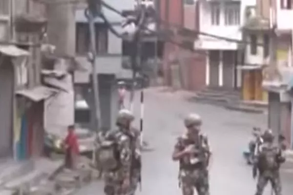 ਨੇਪਾਲ ਦੀਆਂ ਜੇਲਾਂ ਵਿਚੋਂ ਫਰਾਰ ਹੋਏ 15 ਹਜ਼ਾਰ ਕੈਦੀ