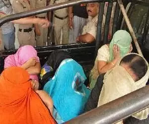 Punjab News: ਮੋਗਾ ਵਿੱਚ ਦੇਹ ਵਪਾਰ ਦਾ ਪਰਦਾਫ਼ਾਸ਼, ਪੁਲਿਸ ਨੇ ਦੋ ਹੋਟਲਾਂ ਚ ਕੀਤੀ ਛਾਪੇਮਾਰੀ Punjab News: ਮੋਗਾ ਵਿੱਚ ਦੇਹ ਵਪਾਰ ਦਾ ਪਰਦਾਫ਼ਾਸ਼, ਪੁਲਿਸ ਨੇ ਦੋ ਹੋਟਲਾਂ ਚ ਕੀਤੀ ਛਾਪੇਮਾਰੀ