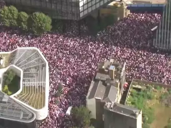 ਲੰਡਨ ਵਿੱਚ ਸੱਜੇ-ਪੱਖੀ ਸਮੂਹਾਂ ਦਾ ਵੱਡਾ ਪ੍ਰਦਰਸ਼ਨ: ਕੀ ਹਨ ਉਨ੍ਹਾਂ ਦੀਆਂ ਮੰਗਾਂ?