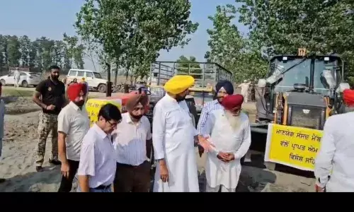 ਜਿਸ ਦਾ ਖੇਤ ਉਸ ਦੀ ਰੇਤ ਨੀਤੀ ਤਹਿਤ ਅਜਨਾਲਾ ਵਿੱਚ ਰੇਤ ਕੱਢਣ ਦਾ ਕੰਮ ਸ਼ੁਰੂ