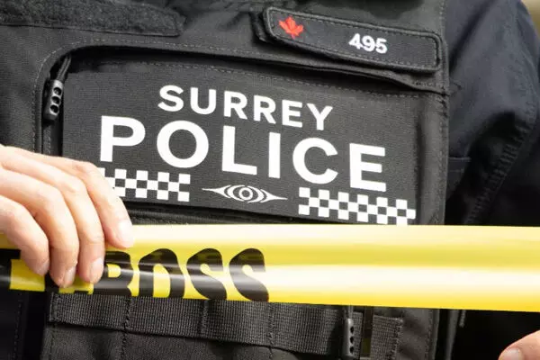 ਕੈਨੇਡਾ ’ਚ ਲੁੱਟ ਦੇ ਮਾਮਲੇ ਤਹਿਤ ਪੰਜਾਬੀ ਗ੍ਰਿਫ਼ਤਾਰ ਕੈਨੇਡਾ ’ਚ ਲੁੱਟ ਦੇ ਮਾਮਲੇ ਤਹਿਤ ਪੰਜਾਬੀ ਗ੍ਰਿਫ਼ਤਾਰ