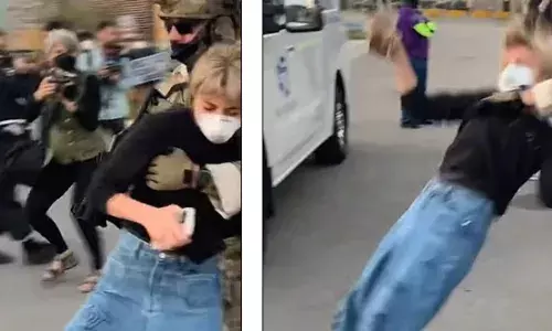 ਇੰਮੀਗ੍ਰੇਸ਼ਨ ਵਾਲਿਆਂ ਨੇ ਕੁੱਟੇ ਪ੍ਰਵਾਸੀਆਂ ਦੇ ਹਮਾਇਤੀ