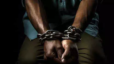 Crime News: ਪਤੀ ਨੇ ਪਤਨੀ ਦਾ ਕੀਤਾ ਕਤਲ, ਖ਼ੁਦ ਪੁਲਿਸ ਨੂੰ ਕੀਤਾ ਫ਼ੋਨ, ਕਿਹਾ - ਮੈਂ ਉਸਨੂੰ... Crime News: ਪਤੀ ਨੇ ਪਤਨੀ ਦਾ ਕੀਤਾ ਕਤਲ, ਖ਼ੁਦ ਪੁਲਿਸ ਨੂੰ ਕੀਤਾ ਫ਼ੋਨ, ਕਿਹਾ - ਮੈਂ ਉਸਨੂੰ...