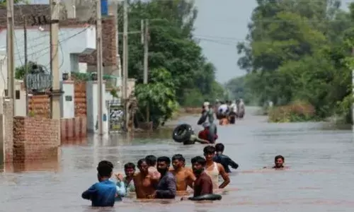 ਪਾਕਿਸਤਾਨ ਵਿੱਚ ਹੜ੍ਹਾਂ ਦਾ ਕਹਿਰ: 1,000 ਤੋਂ ਵੱਧ ਮੌਤਾਂ