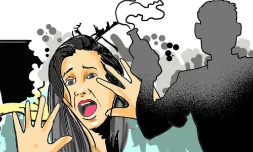 Acid Attack: ਮਹਿਲਾ ਤੇ ਸੁੱਟਿਆ ਤੇਜ਼ਾਬ, ਬੁਰੀ ਤਰ੍ਹਾਂ ਝੁਲਸੀ, 2 ਮਹੀਨੇ ਬਾਅਦ ਹੋਣਾ ਸੀ ਵਿਆਹ