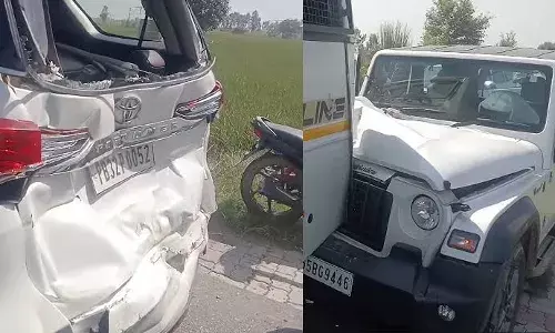 Sukhbir Badal: ਸੁਖਬੀਰ ਬਾਦਲ ਦੇ ਕਾਫ਼ਿਲੇ ਦੀ ਗੱਡੀ ਬੱਸ ਨਾਲ ਟਕਰਾਈ, ਫ਼ਿਰ ਫਾਰਚੂਨਰ ਨਾਲ ਹੋਈ ਟੱਕਰ