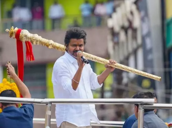 ਭਗਦੜ ਤੋਂ ਬਾਅਦ ਵਿਜੇ ਦੇ ਘਰ ਨੂੰ ਬੰਬ ਨਾਲ ਉਡਾਉਣ ਦੀ ਧਮਕੀ