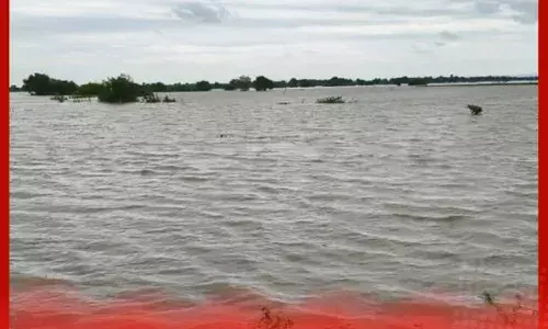 ਮਹਾਰਾਸ਼ਟਰ ਹੜ੍ਹ: ਪੁਲ ਰੁੜ੍ਹ ਗਏ, ਪਿੰਡ ਡੁੱਬ ਗਏ, ਹਜ਼ਾਰਾਂ ਲੋਕਾਂ ਨੂੰ ਕੱਢਿਆ...