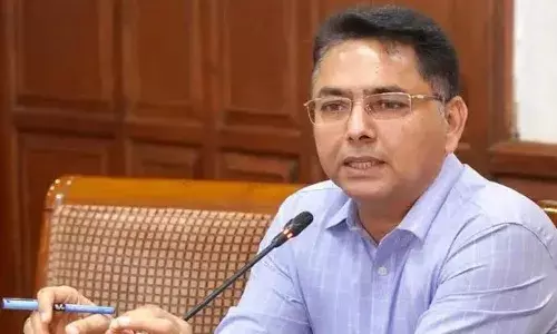 ਵਿਧਾਨ ਸਭਾ ਸੈਸ਼ਨ: ਅਮਨ ਅਰੋੜਾ ਨੇ ਹੜ੍ਹਾਂ ਦੇ ਮੁੱਦੇ ਤੇ ਘੇਰੀ ਮੋਦੀ ਸਰਕਾਰ ਤੇ ਨਾਲ ਹੀ ਕਾਂਗਰਸ ਨੂੰ ਵੀ ਸੁਣਾਈਆਂ ਖ਼ਰੀਆਂ ਖੋਟੀਆਂ