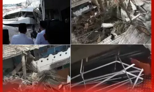 ਸਕੂਲ ਦੀ ਇਮਾਰਤ ਡਿੱਗੀ, 65 ਬੱਚਿਆਂ ਦੇ ਮਲਬੇ ਹੇਠ ਦੱਬੇ