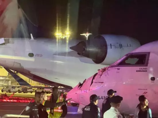 ਨਿਊਯਾਰਕ ਹਵਾਈ ਅੱਡੇ ਤੇ ਦੋ ਜਹਾਜ਼ ਟਕਰਾਏ