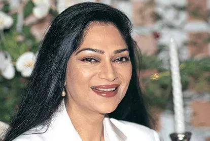 Simi Grewal: ਬਾਲੀਵੁੱਡ ਅਦਾਕਾਰਾ ਸਿਮੀ ਗਰੇਵਾਲ ਵਿਵਾਦਾਂ ਚ, ਰਾਵਣ ਦੀ ਤਾਰੀਫ਼ ਕਰਨਾ ਪਿਆ ਮਹਿੰਗਾ