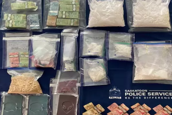 ਸਟੱਡੀ ਵੀਜ਼ਾ ’ਤੇ ਕੈਨੇਡਾ ਪੁੱਜੇ ਪੰਜਾਬੀ ਨੂੰ 11 ਸਾਲ ਦੀ ਕੈਦ ਸਟੱਡੀ ਵੀਜ਼ਾ ’ਤੇ ਕੈਨੇਡਾ ਪੁੱਜੇ ਪੰਜਾਬੀ ਨੂੰ 11 ਸਾਲ ਦੀ ਕੈਦ