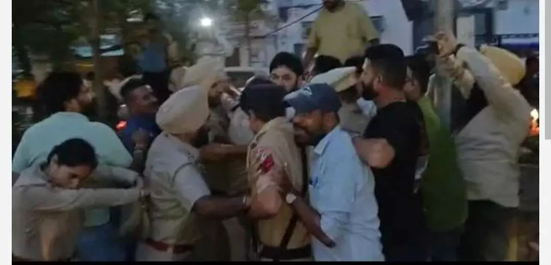 Punjab News: ਜਲੰਧਰ ਵਿੱਚ ਹਿੰਦੂ ਮੁਸਲਿਮ ਸੰਗਠਨਾਂ ਵਿਚਾਲੇ ਟਕਰਾਅ, ਮਾਹੌਲ ਤਣਾਅਪੂਰਨ