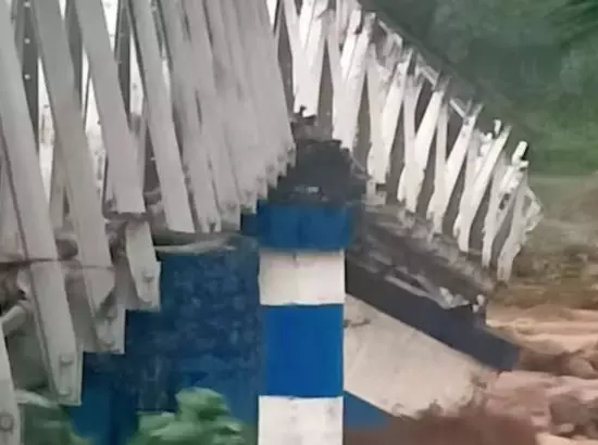 ਪੱਛਮੀ ਬੰਗਾਲ ਵਿੱਚ ਭਾਰੀ ਮੀਂਹ ਦੀ ਤਬਾਹੀ: ਪੁਲ ਢਹਿਣ ਨਾਲ 6 ਲੋਕਾਂ ਦੀ ਮੌਤ