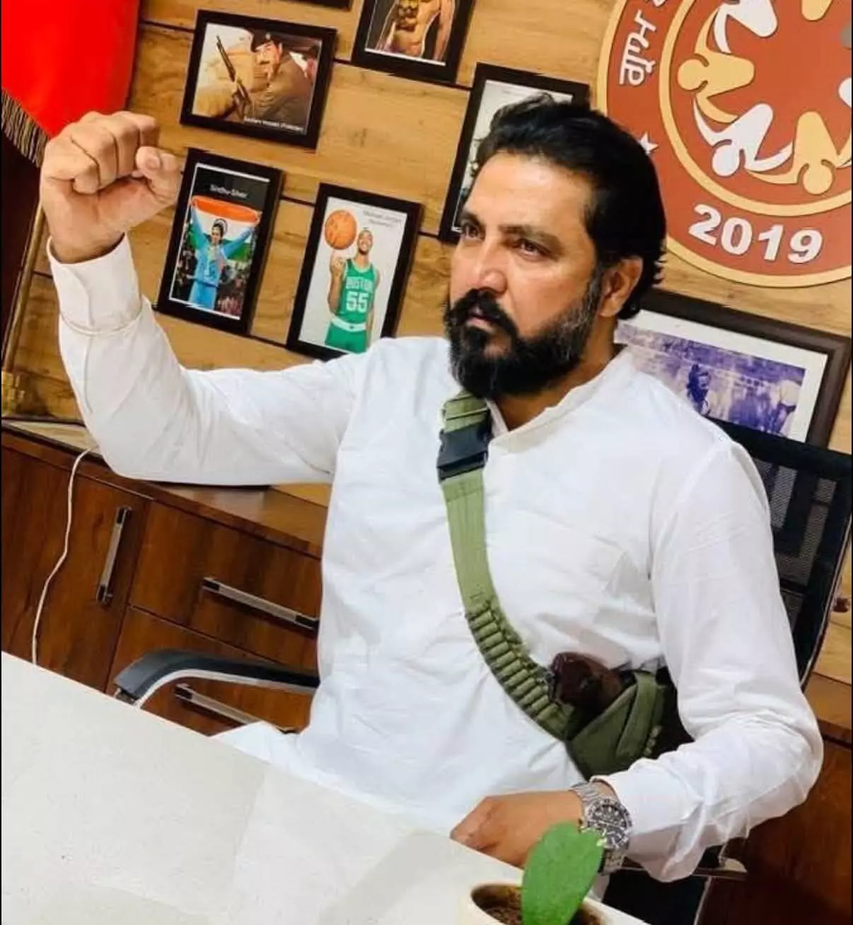 ਬਰਨਾਲਾ ’ਚ ਦਿਨ-ਦਿਹਾੜੇ ਹੋਈ ਹੱਤਿਆ, ਸਾਬਕਾ ਸਰਪੰਚ ਦੇ ਬੇਟੇ ਦੀ ਗੋਲੀ ਮਾਰ ਕਿ ਕੀਤੀ ਹੱਤਿਆ, ਤਲਾਸ਼ ’ਚ ਜੁਟੀ ਪੁਲਿਸ