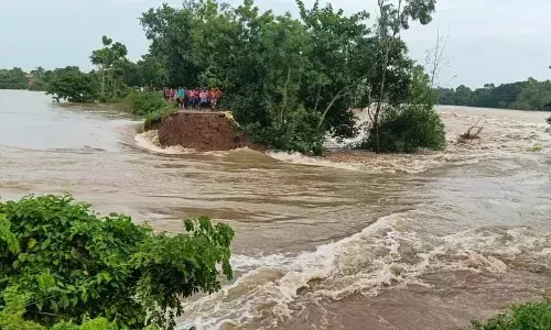 West Bengal Flood: ਪੱਛਮੀ ਬੰਗਾਲ ਚ ਮੀਂਹ ਨਾਲ ਤਬਾਹੀ, ਮਰਨ ਵਾਲਿਆਂ ਦੀ ਗਿਣਤੀ ਵਧ ਕੇ ਹੋਈ 20