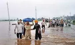 ਮੀਂਹ ਕਿਸਾਨਾਂ ਲਈ ਬਣਿਆ ਆਫ਼ਤ, ਹਰਿਆਣਾ ਅਤੇ ਪੰਜਾਬ ਦੇ ’ਚ ਅਗਲੇ ਤਿੰਨ ਘੰਟੇ ਭਾਰੀ ਮੀਂਹ ਦਾ ਅਲਰਟ ਜਾਰੀ