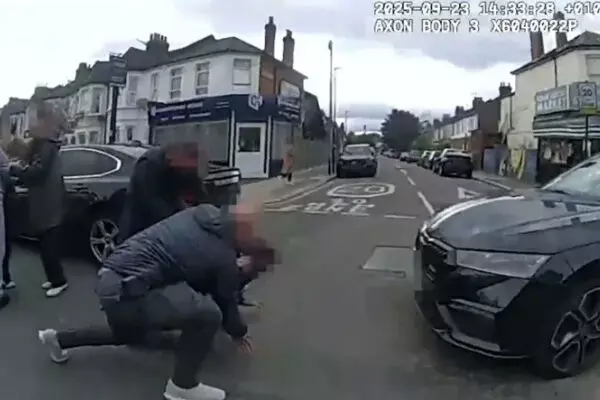 ਦੁਨੀਆਂ ਦੇ ਸਭ ਤੋਂ ਵੱਡੇ ਮੋਬਾਈਲ ਚੋਰ ਗਿਰੋਹ ਦਾ ਪਰਦਾ ਫਾਸ਼