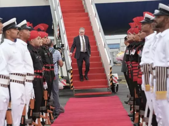 ਬ੍ਰਿਟਿਸ਼ PM ਸਭ ਤੋਂ ਵੱਡੇ ਵਪਾਰਕ ਮਿਸ਼ਨ ਨਾਲ ਭਾਰਤ ਪਹੁੰਚੇ