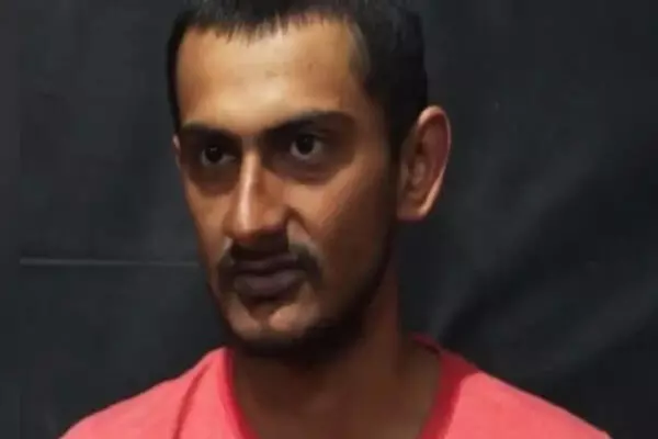 ਯੂਕਰੇਨੀ ਫੌਜ ਨੇ ਗ੍ਰਿਫ਼ਤਾਰ ਕੀਤਾ ਭਾਰਤੀ ਵਿਦਿਆਰਥੀ ਯੂਕਰੇਨੀ ਫੌਜ ਨੇ ਗ੍ਰਿਫ਼ਤਾਰ ਕੀਤਾ ਭਾਰਤੀ ਵਿਦਿਆਰਥੀ