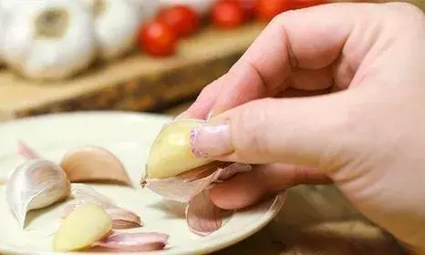 Health News: ਹਰ ਰੋਜ਼ ਲੱਸਣ ਖਾਣ ਨਾਲ ਸਰੀਰ ਨੂੰ ਹੋਣਗੇ ਇਹ ਜ਼ਬਰਦਸਤ ਫਾਇਦੇ