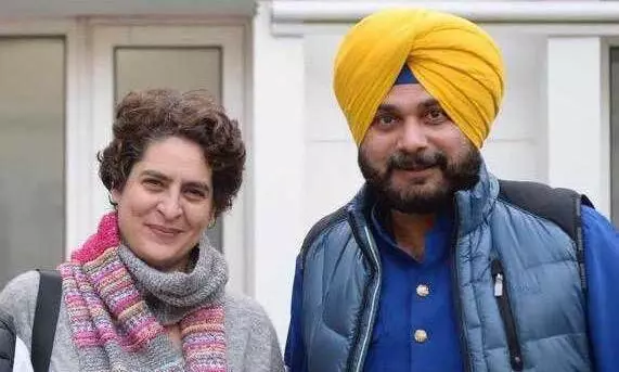 ਨਵਜੋਤ ਸਿੰਘ ਸਿੱਧੂ ਨੇ ਕੀਤੀ ਪ੍ਰਿੰਯਕਾਂ ਗਾਂਧੀ ਨਾਲ ਮੁਲਾਕਾਤ, ਸਿਆਸੀ ਹਲਚਲ ਤੇਜ