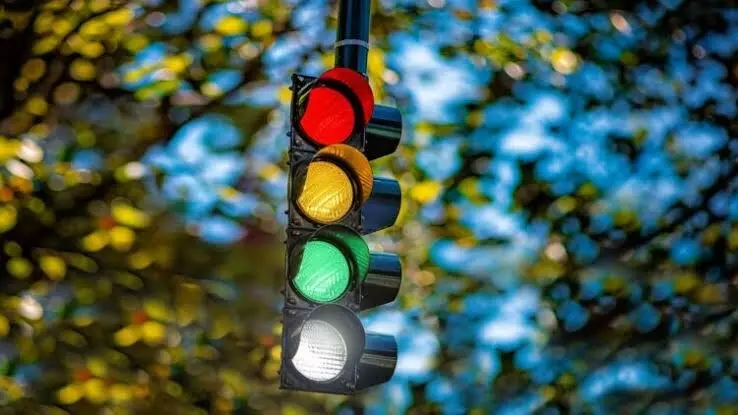 Traffic Lights: ਟਰੈਫਿਕ ਲਾਈਟ ਨਾਲ ਜੁੜੇਗਾ ਇੱਕ ਹੋਰ ਰੰਗ, ਜਾਣੋ ਕਿਹੜਾ