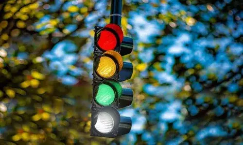 Traffic Lights: ਟਰੈਫਿਕ ਲਾਈਟ ਨਾਲ ਜੁੜੇਗਾ ਇੱਕ ਹੋਰ ਰੰਗ, ਜਾਣੋ ਕਿਹੜਾ