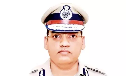 ਕਾਂਗਰਸ ਵੱਲੋਂ ਦਲਿਤ ਅਧਿਕਾਰੀ ਏਡੀਜੀਪੀ ਪੂਰਨ ਕੁਮਾਰ ਦੀ ਖੁਦਕੁਸ਼ੀ ਦੇ ਮਾਮਲੇ ‘ਚ ਕੈਂਡਲ ਮਾਰਚ ਕੱਢਿਆ ਗਿਆ, ਰਾਹੁਲ ਗਾਂਧੀ ਨੇ ਵੀ ਪਰਿਵਾਰ ਨਾਲ ਕੀਤੀ ਮੁਲਾਕਾਤ