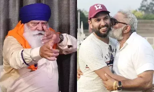 Yograj Singh: ਪੰਜਾਬੀ ਐਕਟਰ ਯੋਗਰਾਜ ਸਿੰਘ ਨੇ ਪਤਨੀ ਅਤੇ ਪੁੱਤਰ ਯੁਵਰਾਜ ਕੋਲੋਂ ਹੱਥ ਜੋੜ ਮੰਗੀ ਮੁਆਫ਼ੀ