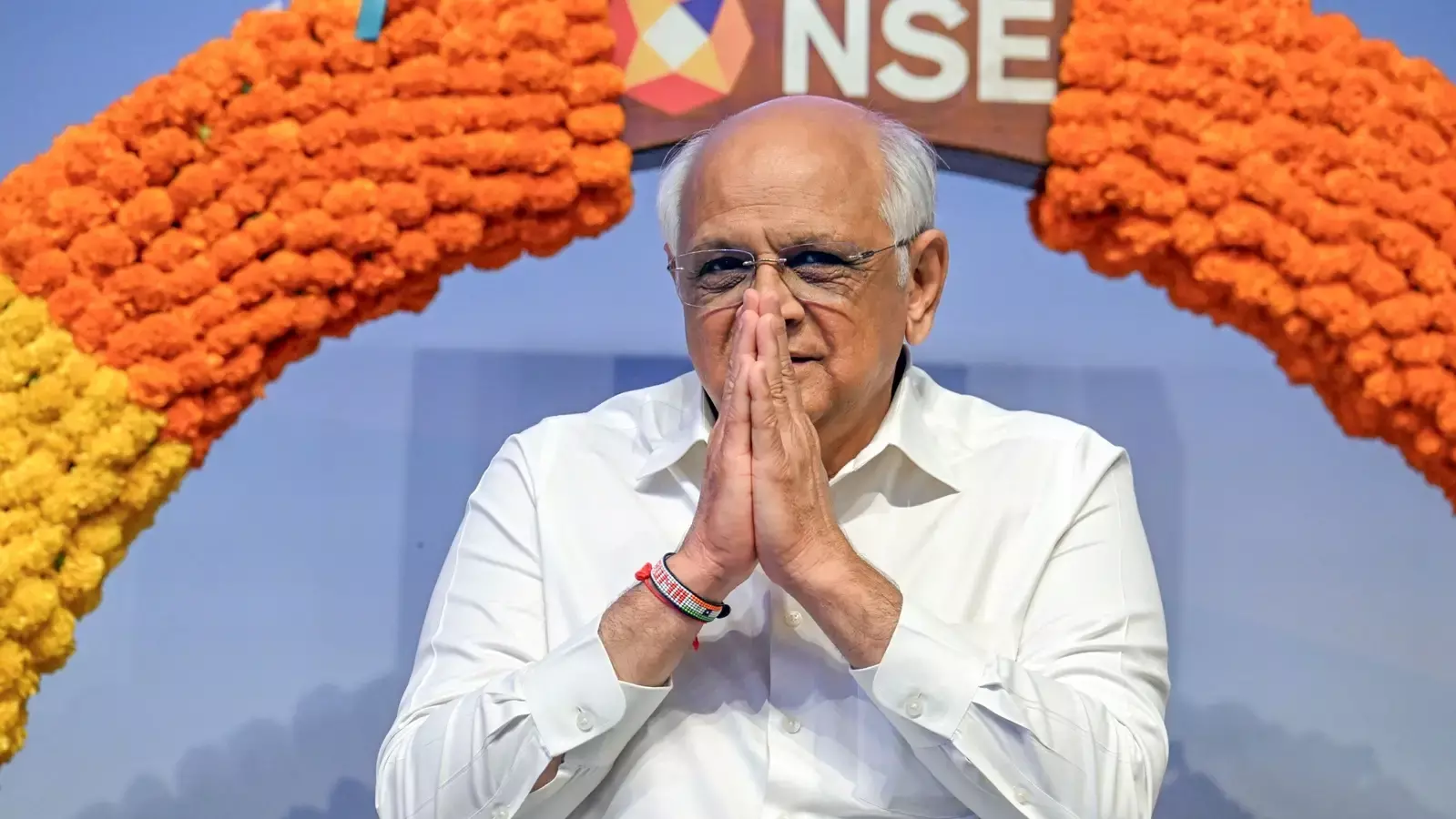 Political News: ਗੁਜਰਾਤ ਦੇ ਸਾਰੇ ਮੰਤਰੀਆਂ ਨੇ ਦਿੱਤਾ ਅਸਤੀਫ਼ਾ, ਜਾਣੋ ਕੀ ਹੈ ਇਸਦੀ ਵਜ੍ਹਾ