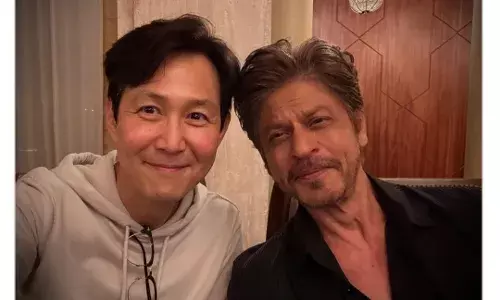 Shah Rukh Khan: ਸਕਵਿੱਡ ਗੇਮ ਦਾ ਪਲੇਅਰ 456 ਵੀ ਨਿਕਲਿਆ ਸ਼ਾਹਰੁਖ ਦਾ ਫੈਨ, ਕਿੰਗ ਖਾਨ ਨਾਲ ਸੈਲਫੀ ਕੀਤੀ ਸ਼ੇਅਰ