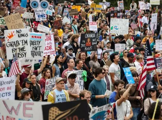 ਟਰੰਪ ਵਿਰੁੱਧ ਸੜਕਾਂ ਤੇ ਉਤਰੇ ਅਮਰੀਕੀ,  ਜਾਣੋ ਕੀ ਹੈ ਵਜ੍ਹਾ