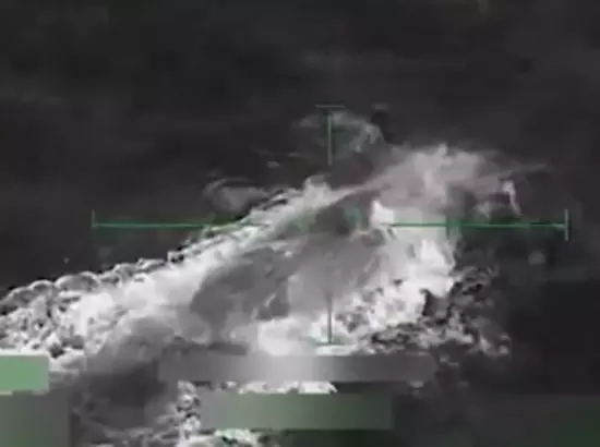 ਅਮਰੀਕਾ ਨੇ ਨਸ਼ੀਲੇ ਪਦਾਰਥਾਂ ਨਾਲ ਭਰੀ ਪਣਡੁੱਬੀ ਨੂੰ ਕਰ ਦਿੱਤਾ ਤਬਾਹ !  (Video)