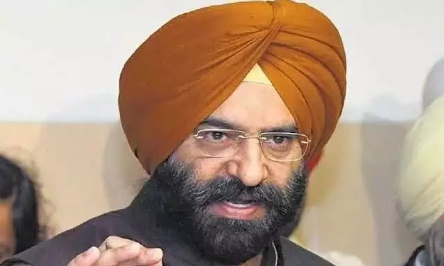 ਕਿਸਾਨਾਂ ਨੂੰ ਪਰਾਲੀ ਸਾੜਨ ਲਈ ਮਜਬੂਰ ਕਰ ਰਹੀ ਪੰਜਾਬ ਦੀ ‘ਆਪ’ ਸਰਕਾਰ: ਮਨਜਿੰਦਰ ਸਿਰਸਾ