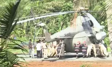 Draupdi Murmu: ਰਾਸ਼ਟਰਪਤੀ ਦੀ ਸੁਰੱਖਿਆ ਵਿੱਚ ਕੋਤਾਹੀ, ਕੱਚੇ ਸੜਕ ਤੇ ਉਤਾਰਿਆ ਹੈਲੀਕਾਪਟਰ, ਪਹੀਏ ਟੋਏ ਚ ਫਸੇ