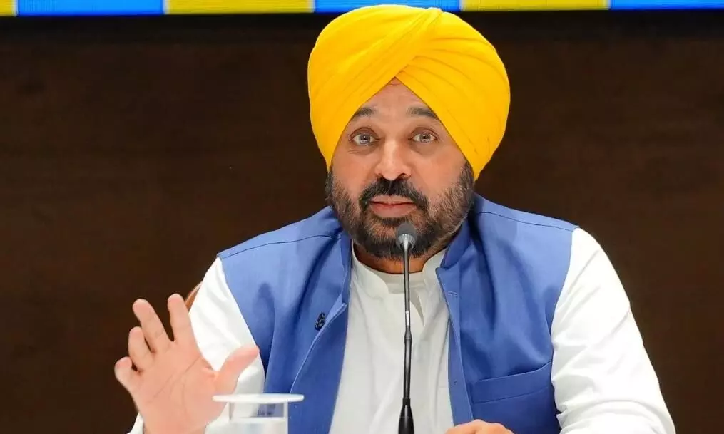 ਮੁੱਖ ਮੰਤਰੀ ਮਾਨ ਵੱਲੋਂ ਅਚਨਚੇਤ ਮੰਡੀਆਂ ਦਾ ਦੌਰਾ, ਪ੍ਰਬੰਧਾਂ ਦਾ ਲਿਆ ਜਾਇਜ਼ਾ