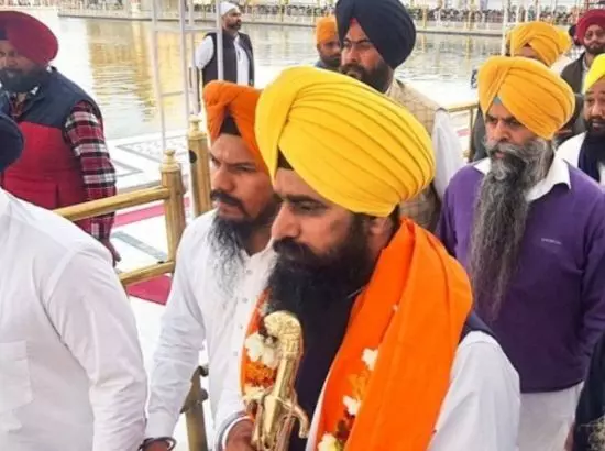 ਇਤਿਹਾਸ ਵਿੱਚ ਪਹਿਲੀ ਵਾਰ ਜਥੇਦਾਰ ਗੜਗੱਜ ਦੀ ਮੁੜ ਦਸਤਾਰਬੰਦੀ